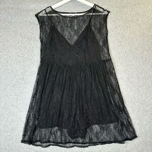 Guess Womens Size XS 2 Piece Sleeveless Sheer Top with Tank Black Lace Goth